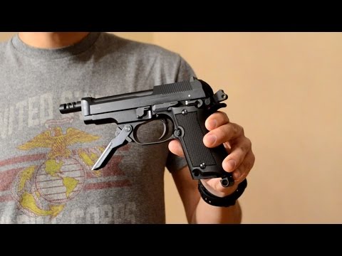 Видео: Обзор страйкбольного пистолета KSC Beretta M93R