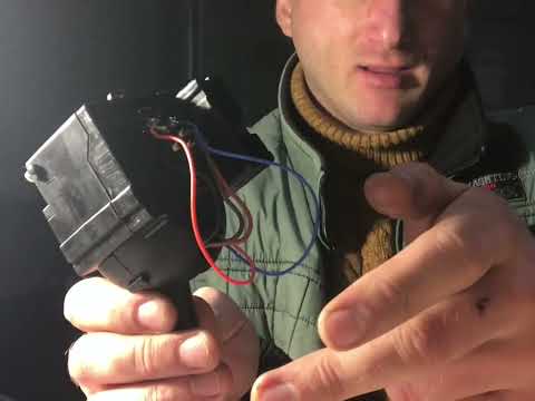 Видео: Ремонт подрулевого переключателя , рено Сандеро , Логан 2 , #ремон#сигналы