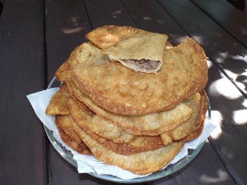 Видео: чебуреки хрустящие сочные