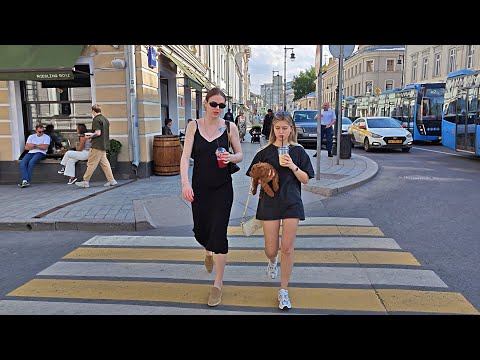 Видео: Москва. Улица Сретенка и Большая Лубянка