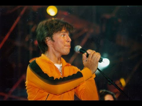 Видео: Мумий Тролль - Live @ MAXIDROM '98 (23.05.1998, Москва)