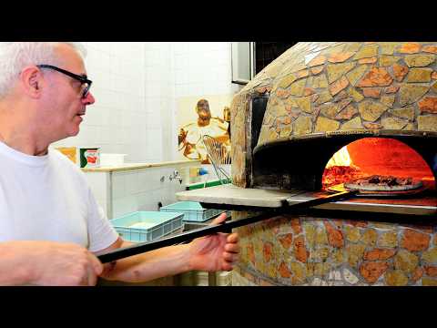 Видео: неаполитанский шеф-повар по пицце, показывает нам, как приготовить тесто для неаполитанской пиццы