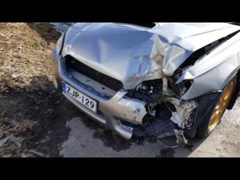 Видео: Продажа битых автомобилей в Финляндии.