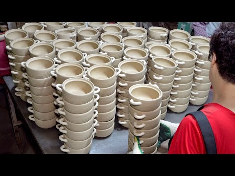 Видео: Замечательный традиционный процесс массового производства глиняных горшков