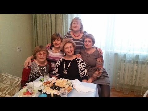 Видео: День рождения. Суши. Черёмуховый пирог. Армянское вино.