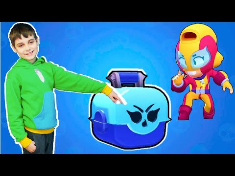 Видео: Открываем Сундучки НЕВЕЗУЧИМ Подписчикам Кого задонатил МАКС Эдик в Бравл Старс