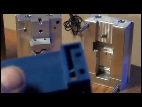 Видео: Инструментальный цех Пресс-формы для пластика На работе с сыновьями