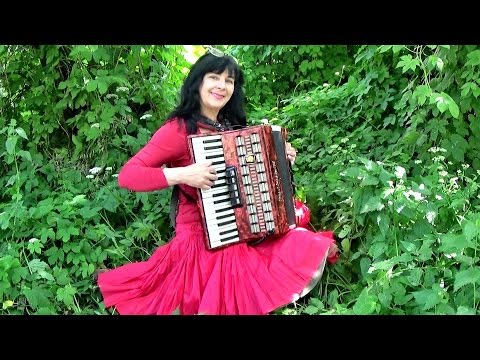 Видео: Wieslawa Dudkowiak -  Белые розы,  Biełyje rozy,  White Rose