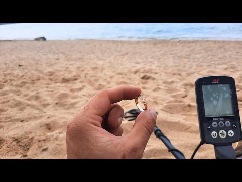 Видео: ПЛЯЖНЫЙ КОП 2023. ВОТ ЭТО УДАЧА! НАШЁЛ МНОГО ЗОЛОТА с МЕТАЛЛОИСКАТЕЛЕМ НА ПЛЯЖЕ!