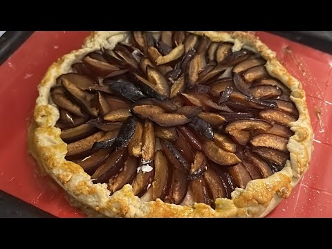 Видео: Очень простой в приготовлении, но очень очень вкусный фруктовый пирог.