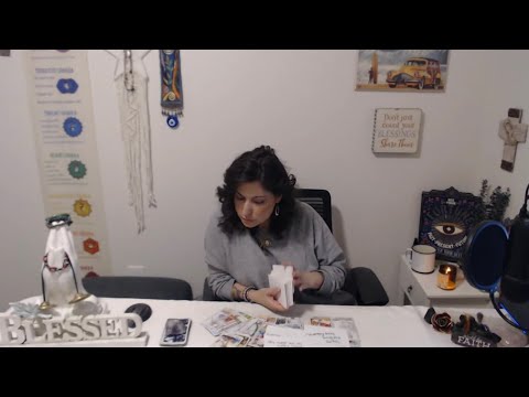 Видео: 444🔥Близнецовое Пламя и Супруг(а) Царства наблюдают за вашим сиянием издалека