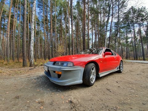 Видео: Автообзор Хонда Прелюд ( Honda Prelude) + гонки с Тойота Камри ( Toyota Camry)