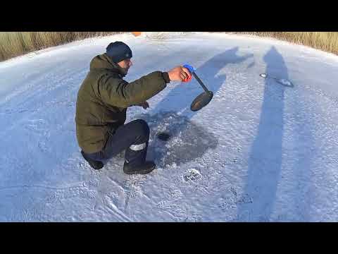 Видео: открытие зимней рыбалки, Караганда Долинка Шахтинск.секретные места Сарыарки.