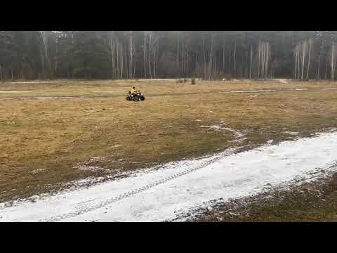 Видео: Проехался по полю 