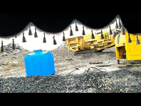 Видео: Краткий обзор кабины Mercedes Actros 4140. Самосвал !