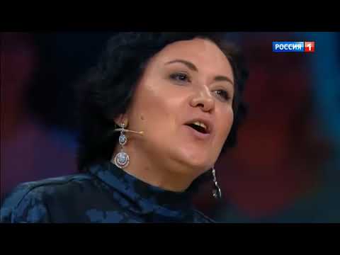 Видео: Оля Рождественская vs.  Лена Могучева - Дорожная песня Красной шапочки.