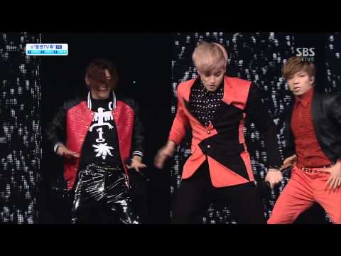 Видео: U-KISS [Standing Still] @SBS Inkigayo Популярная песня 20130324