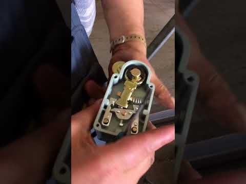 Видео: концевой выключатель