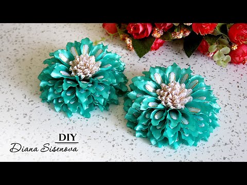 Видео: Цветы из лент. МК. Канзаши. / DIY. Kanzashi. Ribbon flowers.