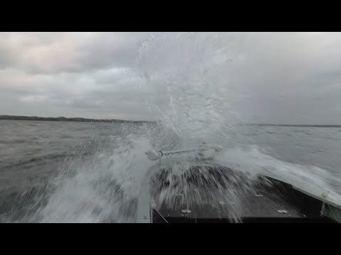 Видео: Раздача на крупную резину! оз. Нарочь!