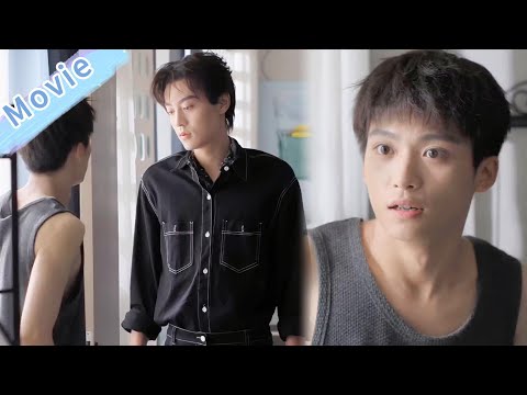 Видео: Прямой парень поймал дикий тип! Открывает дверь, прикрывая зад… взгляд босса мгновенно меняется! 🔥