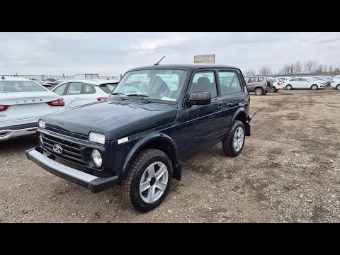 Видео: Niva Legend 2025 год в комплектации Люкс, почему ржавеет кузов и покажем комплектацию авто с ценой