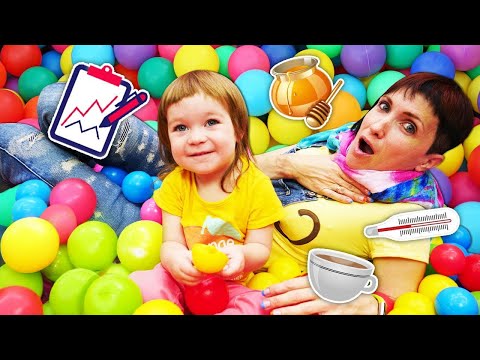 Видео: Бьянка заботится о маме Маше: целебный чай и весёлые поиски машинок в шариках!