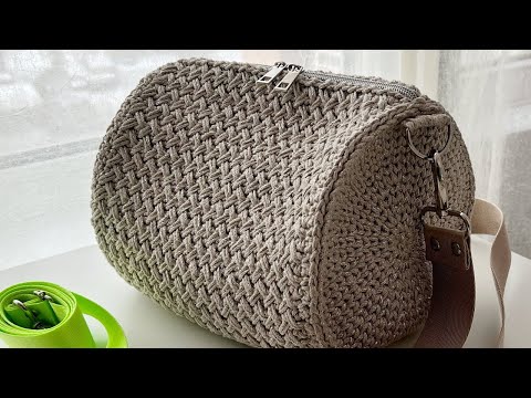 Видео: 🔥  Сумка-бочонок из шнура! Вязание крючком