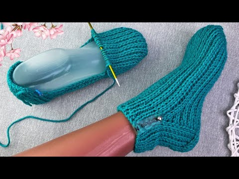 Видео: Простейшие СЛЕДКИ спицами ЗА ПАРУ ВЕЧЕРОВ. /Мастер класс для начинающих.