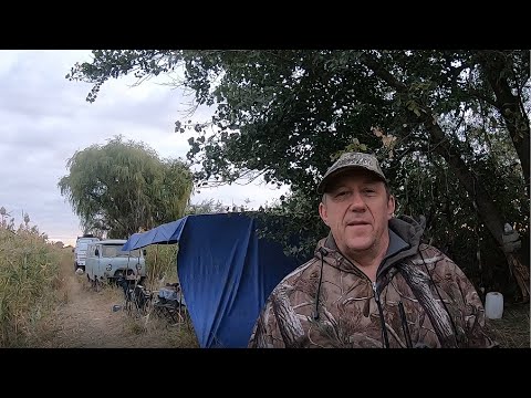 Видео: Открытие охоты на утку в Ростовской области 2020. 2-я серия. Быт охотников