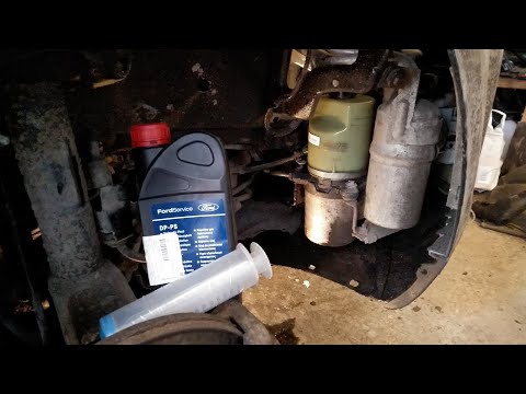 Видео: Замена жидкости ГУР (ЭГУР) без помощника и вывешивания колес.
