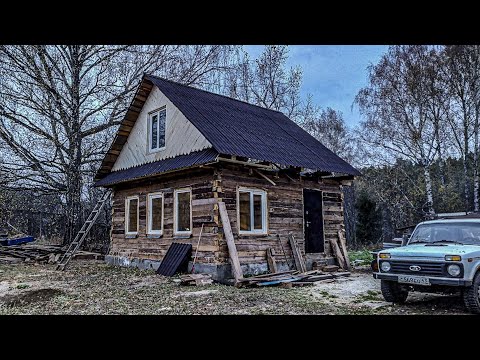 Видео: Мастерская обрела окна, дверь и фронтон. Строим дом для инструментов и станков