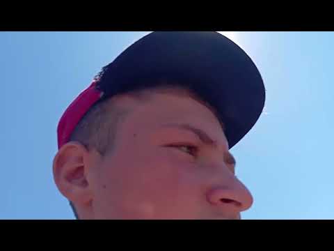 Видео: Цыплята рады новому помещению🐤🐣🐥🐔