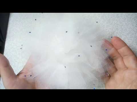 Видео: Большой и пышный бант из фатина для 1 сентября. Канзаши