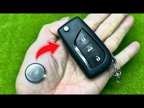 Видео: Никогда не покупайте новые батарейки! Просто используйте этот трюк, и ваши старые батарейки можно б