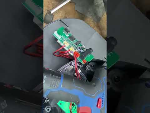 Видео: Музыкальная#колонка#не заряжается#проблема#не идет заряд#провод#зарядка#решение✅