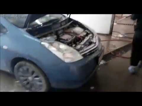 Видео: Тойота Приус мойка ДВС