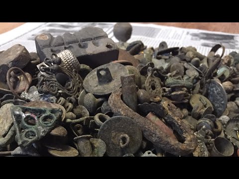 Видео: СИБИРСКИЕ ТАЙНЫ ЧТО ХРАНИТ ЗЕМЛЯ (ЧАСТЬ 1)-: КОЛЛЕКЦИЯ МОИХ ДРУЗЕЙ-ЧТО МОЖНО НАЙТИ В СИБИРИ