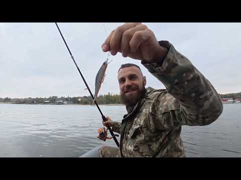 Видео: #рыбалка #Дон #щука  Рыбалка. Река Дон. Октябрь. Ловлю щуку. Отдых на природе с женой. Варим кофе. 