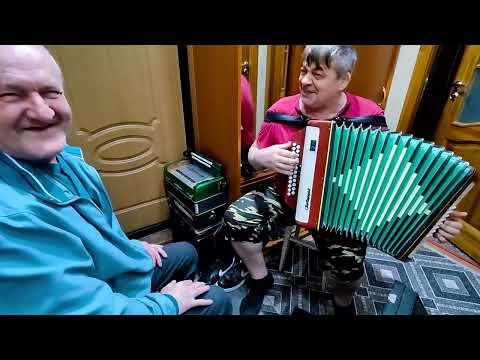 Видео: Разбор наигрышей на гармони левая рука бас как соединить две руки Цыганочка Барыня урок
