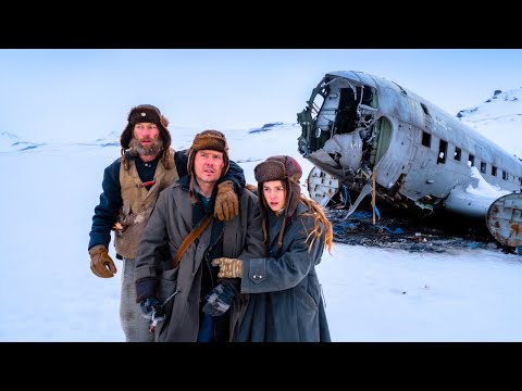 Видео: ❄️ В горах был МОРОЗ -30, ни еды, ни связи. но то, как ОНИ СПАСЛИСЬ, — настоящее чудо!