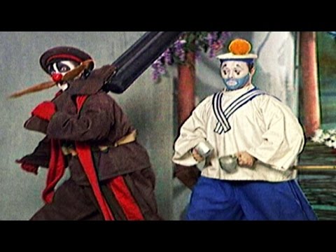 Видео: Деревня Дураков. Охота / Fool's Village Hunting