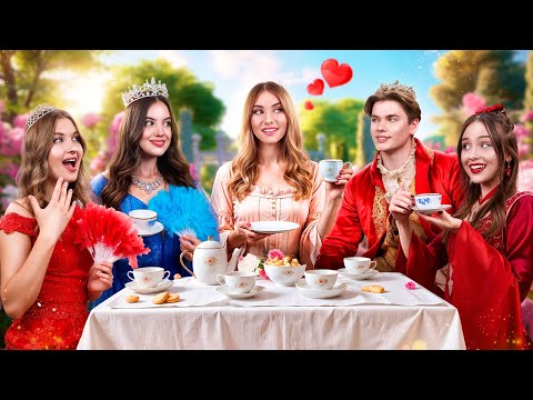 Видео: Королевская Семья в Реальной Жизни! Плохой Принц Влюбился в Хорошую Принцессу