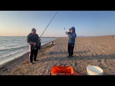 Видео: Рыбалка на насосной + прогулка на танбалы тас