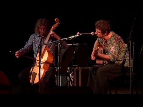 Видео: Леонид Фёдоров и Владимир Волков "Спой мне, лебедь, птица белая"