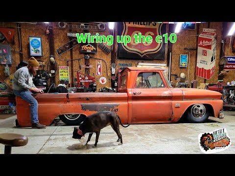Видео: Установка American Autowire c10