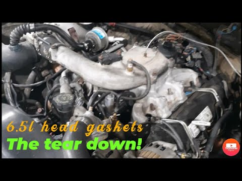Видео: Замена прокладки головки блока цилиндров 6,5 л (часть 1) Разборка (грузовик жены)