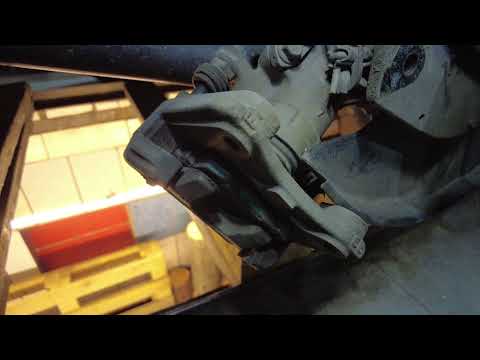 Видео: Задние дисковые тормоза для Сузуки Эскудо/ Витара