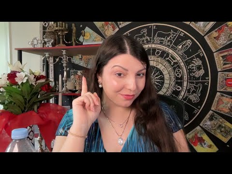 Видео: Хотел бы он вернуть ваши отношения? Таро Юлия Петрова Прямые Эфиры