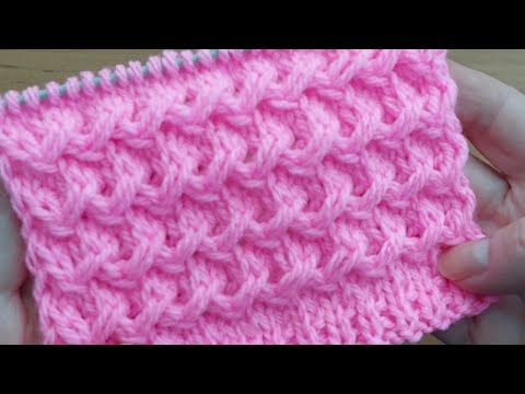 Видео: Красивый узор спицами для жилета,свитера, туники, кардигана.